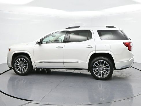 Used 2023 GMC Acadia Denali w/ Denali Ultimate Package FWD image 4
