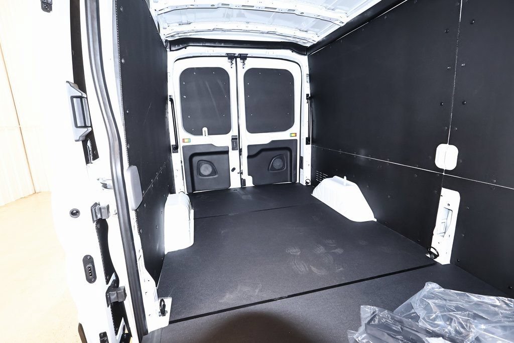 New 2026 Ford Transit 250 148 Medium Roof RWD image 16