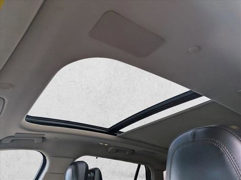 Used 2020 Lincoln Aviator Reserve w/ Equipment Group 201A image 17