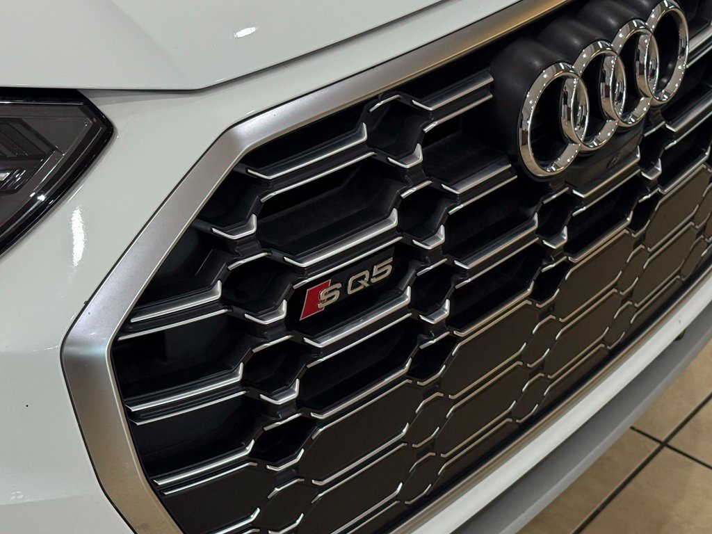 Used 2022 Audi SQ5 Premium Plus w/ Premium Plus Package AWD/4WD image 4