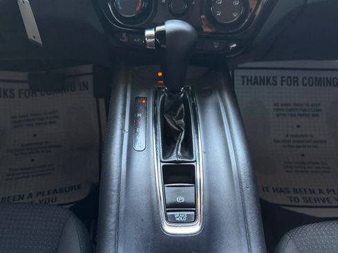 Used 2019 Honda HR-V LX image 22