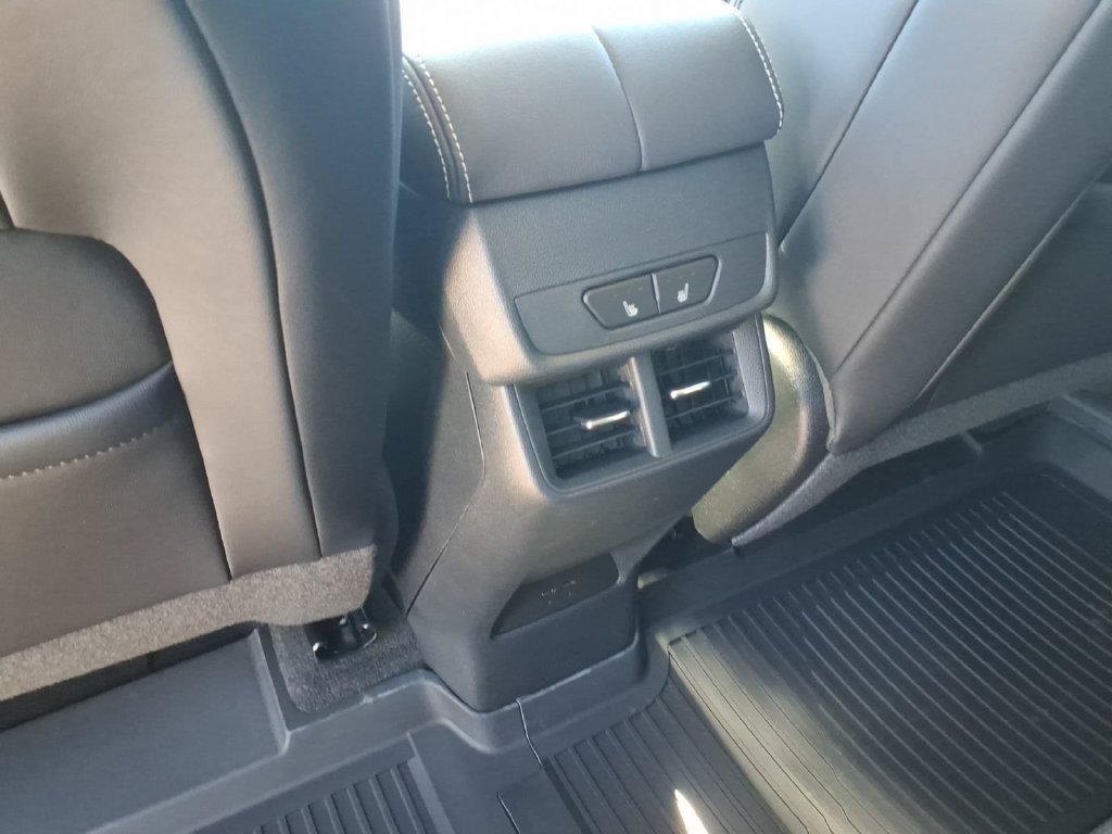 New 2027 GMC Terrain Denali w/ LPO, Floor Liner Package AWD/4WD image 15
