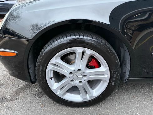 Used 2006 Mercedes-Benz E 350 4MATIC Sedan image 34