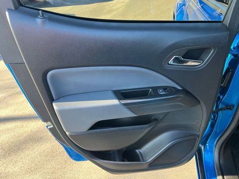 Used 2022 Chevrolet Colorado Z71 w/ Safety Package image 19