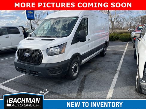 Used 2023 Ford Transit 250 Medium Roof image 3