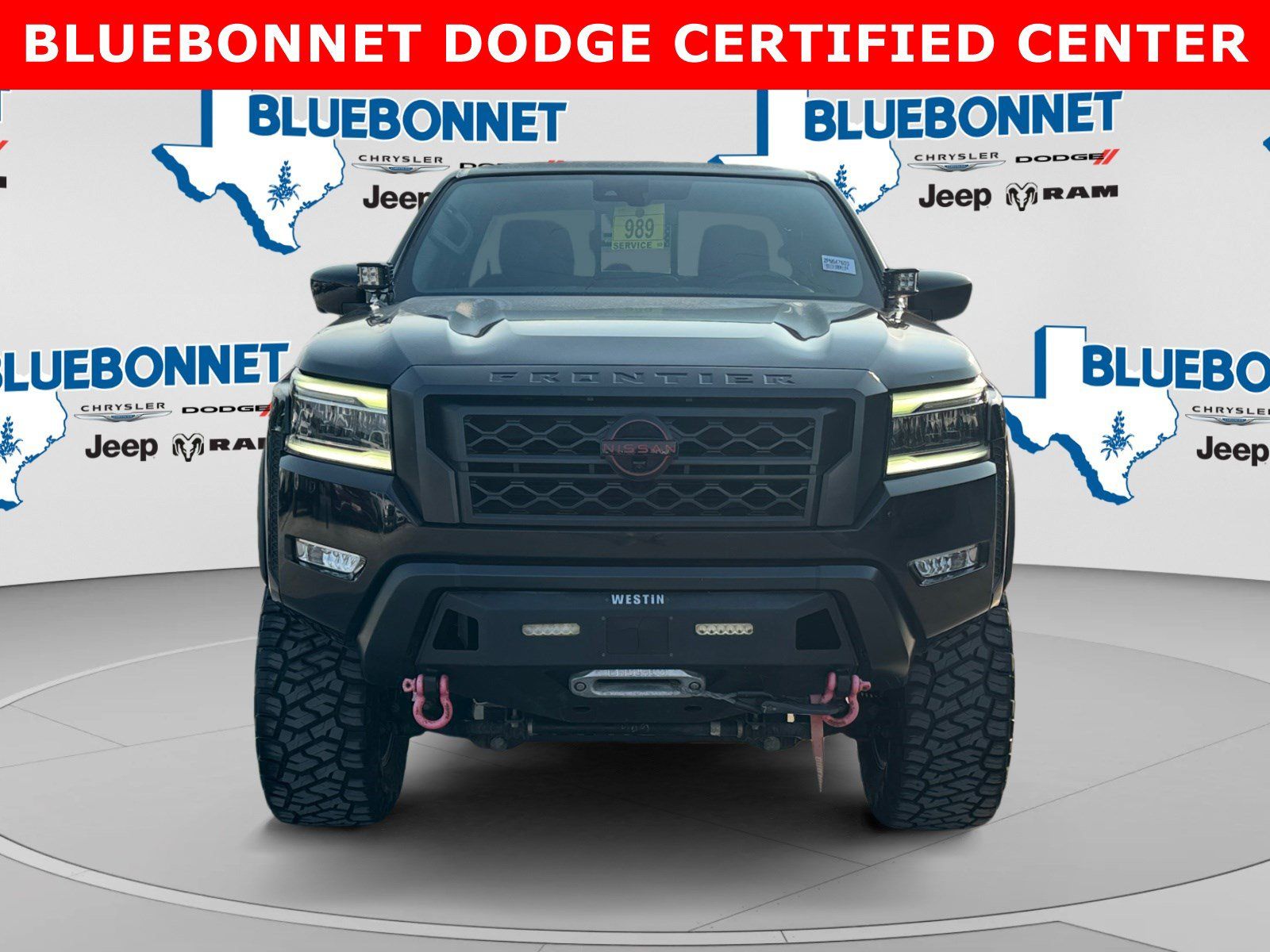 Used 2023 Nissan Frontier PRO-4X w/ Pro Convenience Package AWD/4WD image 2