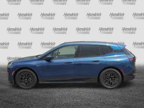 Certified 2023 BMW iX xDrive50 w/ Premium Package AWD/4WD image 6