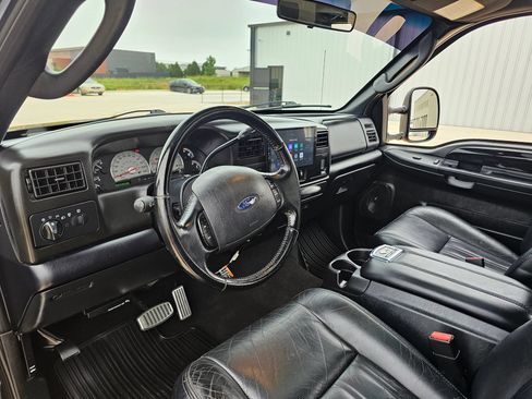 Used 2004 Ford F250 Harley-Davidson AWD/4WD image 41