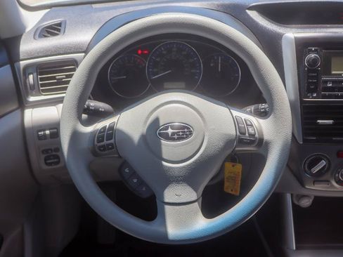 Used 2012 Subaru Forester 2.5X Premium w/ Popular Pkg 1 AWD/4WD image 12