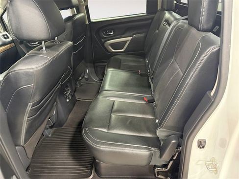 Used 2020 Nissan Titan SL w/ Moonroof Package image 13