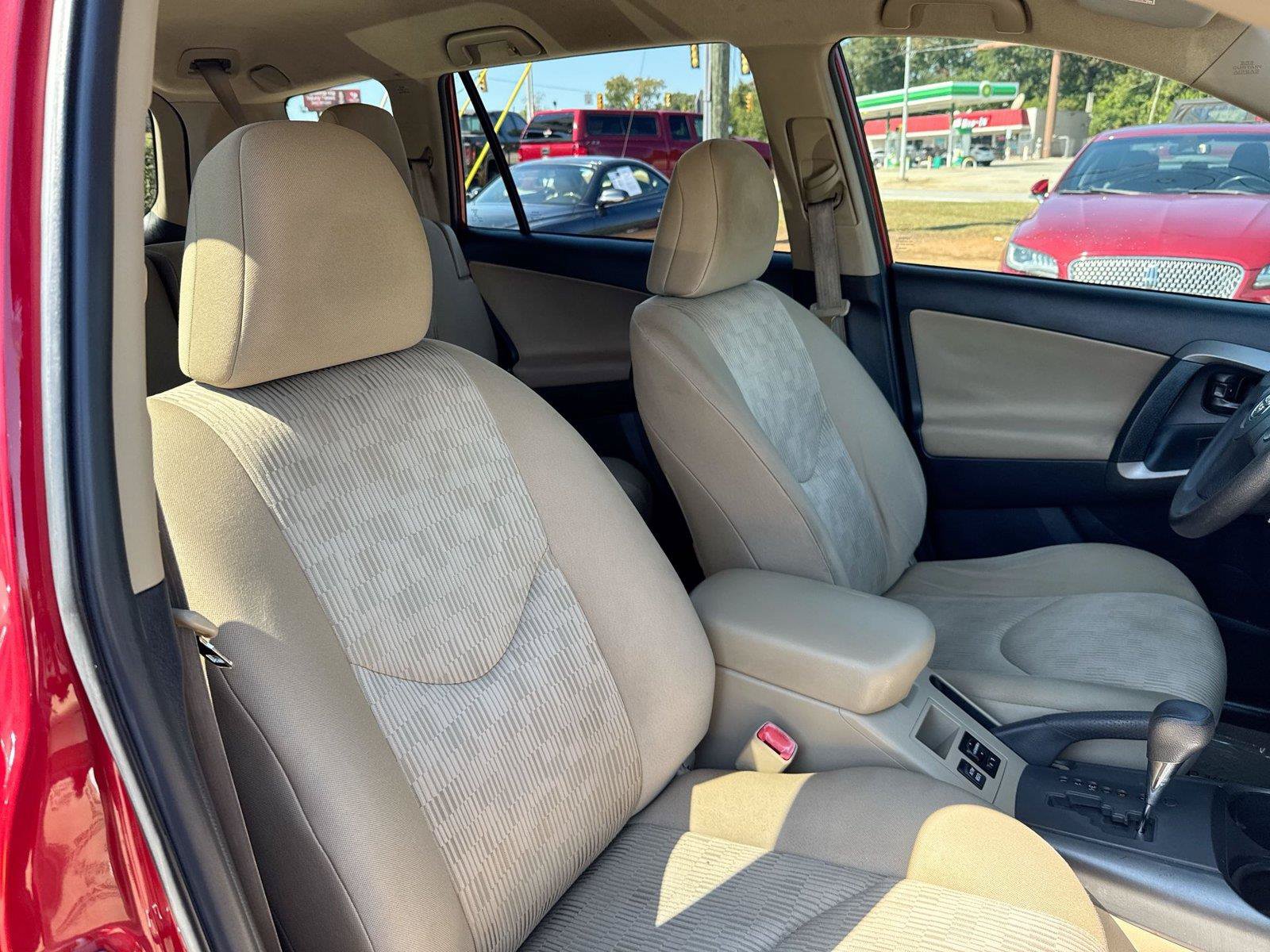 Used 2012 Toyota RAV4 FWD w/ Value Pkg image 15