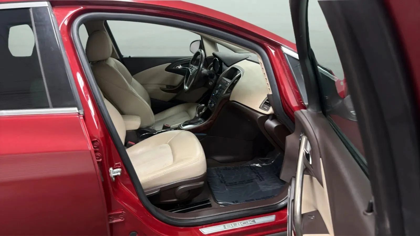 Used 2014 Buick Verano Convenience FWD image 21
