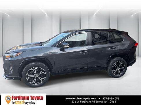 Used 2024 Toyota RAV4 XSE image 5