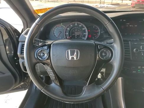 Used 2017 Honda Accord Sport image 15