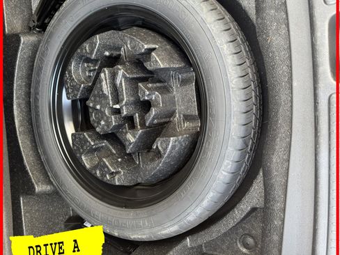 Used 2023 Buick Envision Preferred image 7