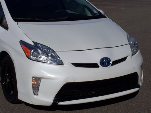 Used 2013 Toyota Prius Two image 23