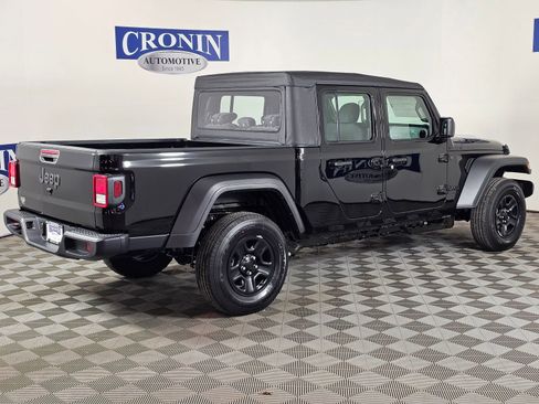 New 2026 Jeep Gladiator Sport image 5