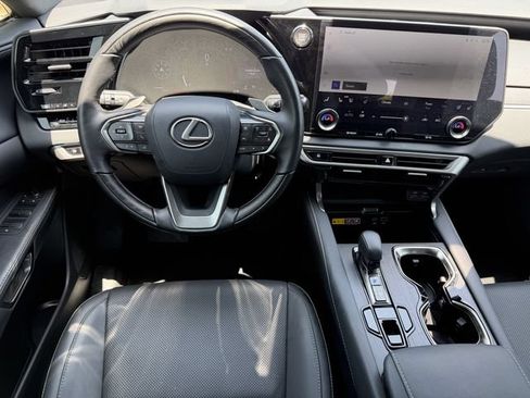 Used 2025 Lexus RX 350 Premium w/ Accessory Package (Z1) FWD image 11