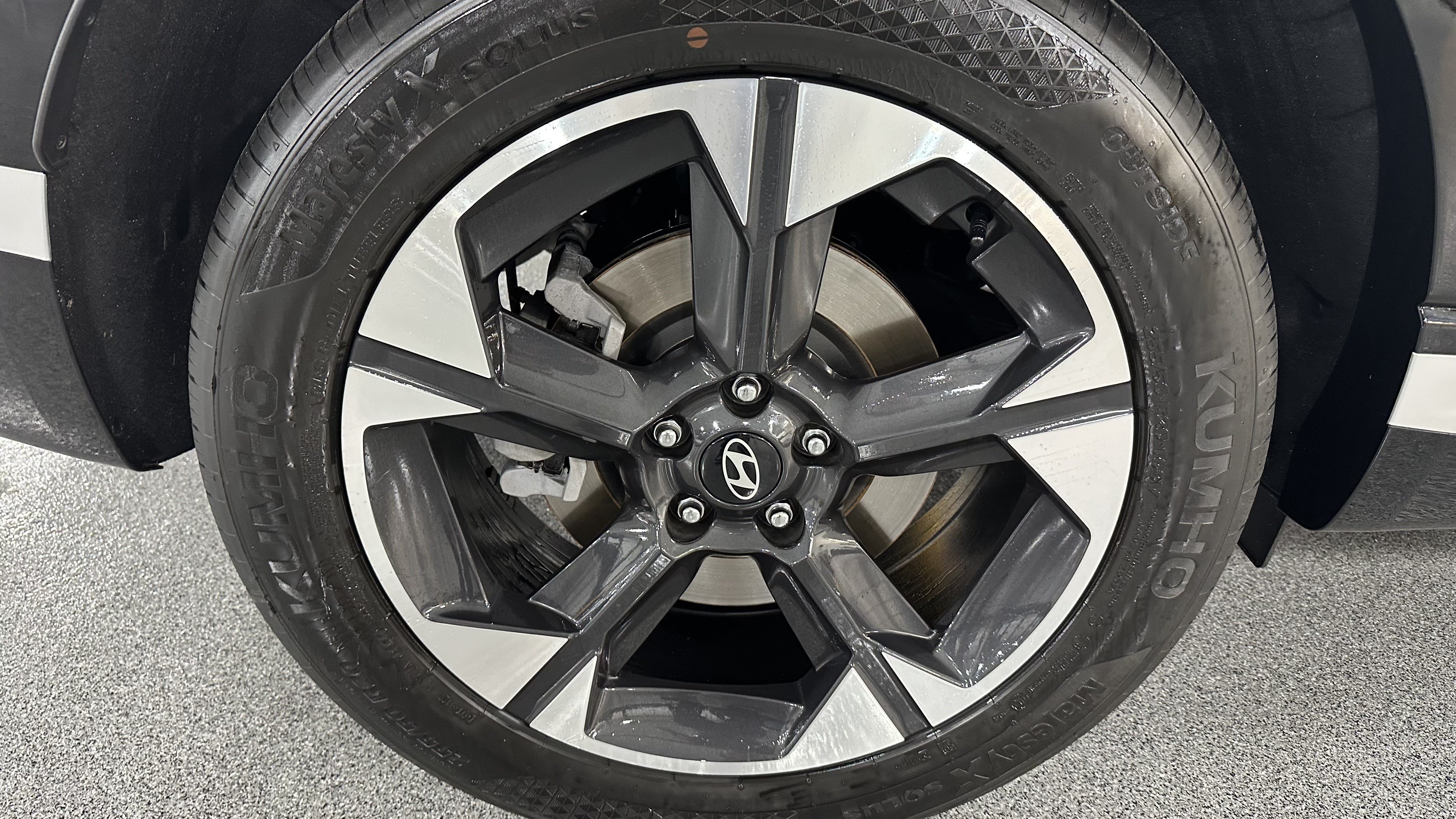 Used 2026 Hyundai Palisade Limited FWD image 14