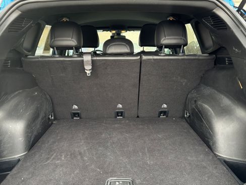 Used 2025 Jeep Compass Limited image 33