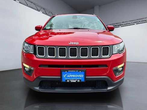 Used 2019 Jeep Compass Latitude w/ Popular Equipment Group AWD/4WD image 10