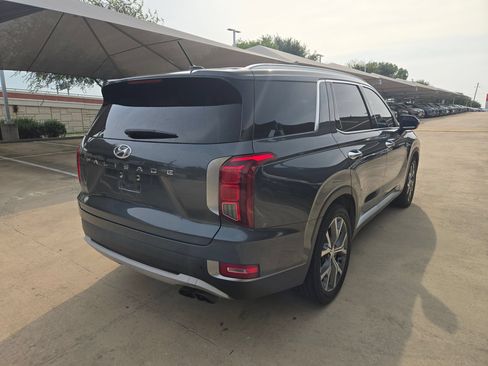 Used 2022 Hyundai Palisade SEL w/ Convenience Package FWD image 3