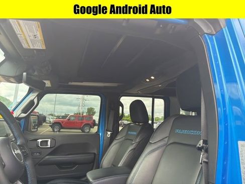 Used 2024 Jeep Wrangler Unlimited Rubicon 4xe AWD/4WD image 15