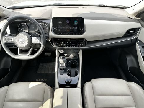Used 2021 Nissan Rogue SL w/ Premium Package AWD/4WD image 19
