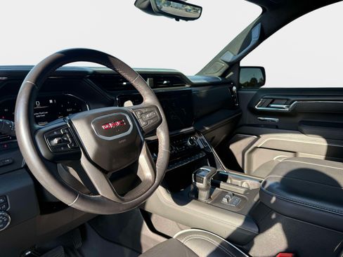 Used 2024 GMC Sierra 1500 AT4X AWD/4WD image 10