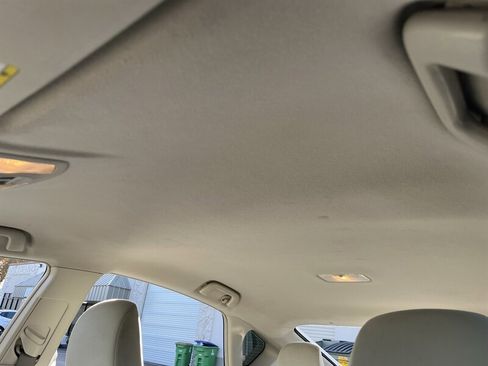 Used 2011 Toyota Prius Three w/ Navigation Pkg image 27