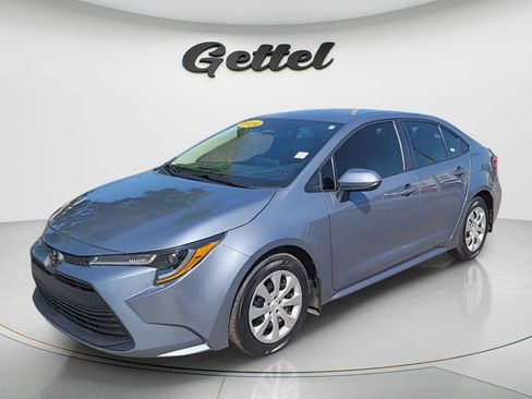 Used 2024 Toyota Corolla LE image 1