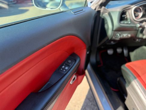 Used 2016 Dodge Challenger R/T Scat Pack w/ Leather Interior Group image 12