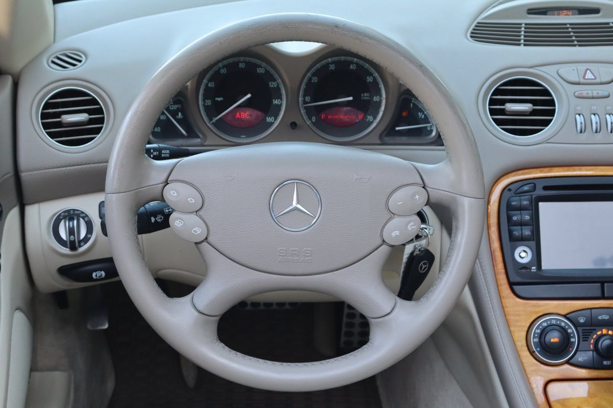Used 2003 Mercedes-Benz SL 500 image 13