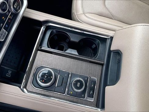 Used 2024 Ford Expedition Max Limited image 20