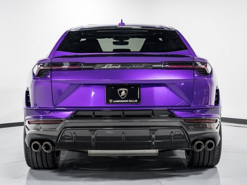 Used 2024 Lamborghini Urus Performante AWD/4WD image 4