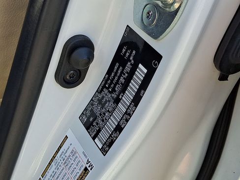 Certified 2023 Toyota 4Runner Limited AWD/4WD image 29