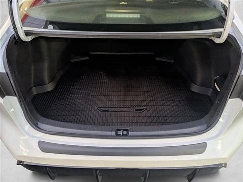 Used 2024 Toyota Corolla SE image 6