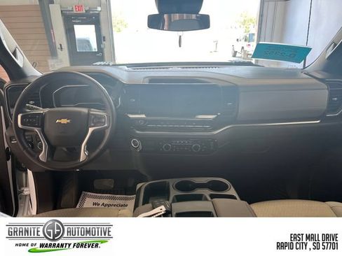 Used 2025 Chevrolet Silverado 2500 LT w/ Convenience Package AWD/4WD image 14