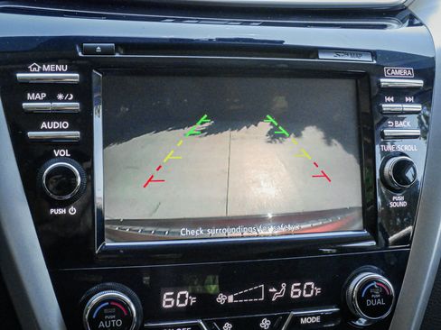Used 2015 Nissan Murano S w/ Navigation Package AWD/4WD image 24