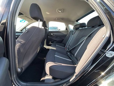Used 2025 Hyundai Sonata SEL FWD image 26
