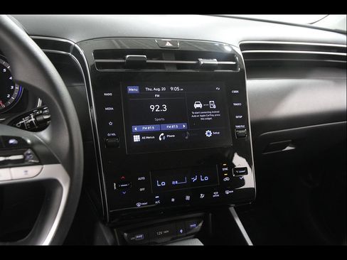 Certified 2024 Hyundai Tucson SEL AWD/4WD image 9