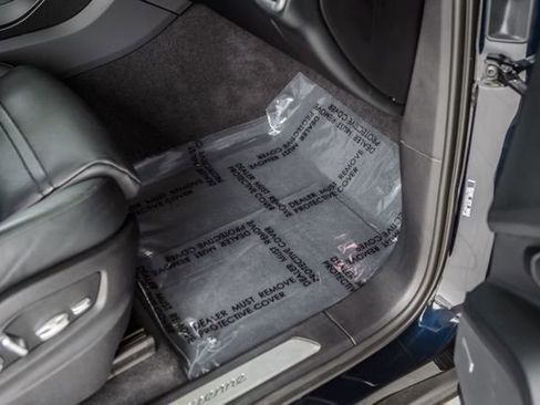 Used 2019 Porsche Cayenne image 46