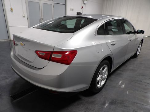 Used 2018 Chevrolet Malibu LS image 5