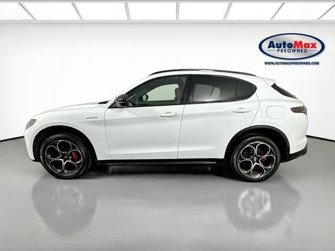 Used 2024 Alfa Romeo Stelvio Veloce AWD/4WD image 7