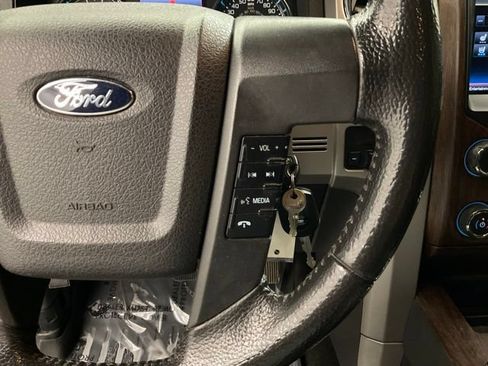 Used 2014 Ford F150 Lariat w/ Equipment Group 502A Luxury AWD/4WD image 13