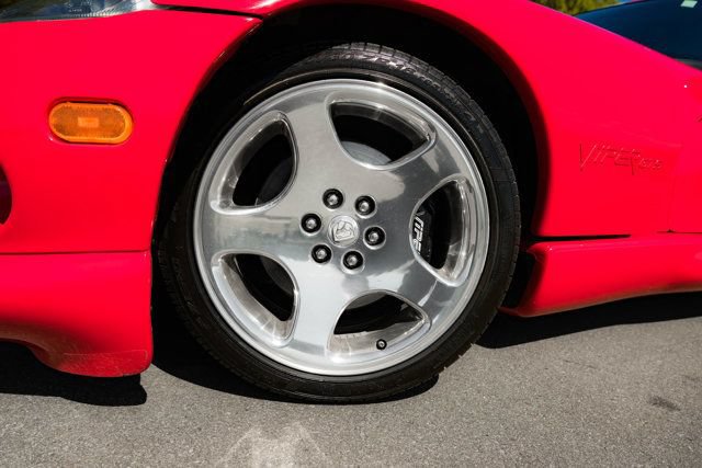 Used 2002 Dodge Viper GTS RWD image 4