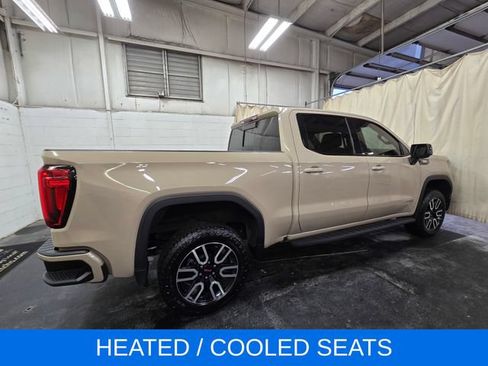 Used 2022 GMC Sierra 1500 AT4 w/ AT4 Premium Package AWD/4WD image 7