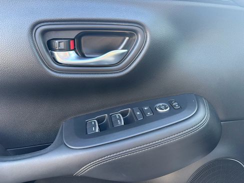 Used 2024 Honda HR-V EX-L image 13