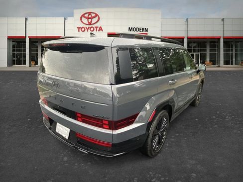 Used 2025 Hyundai Santa Fe Calligraphy AWD/4WD image 5