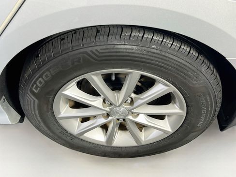 Used 2019 Hyundai Sonata SE w/ Cargo Package FWD image 28